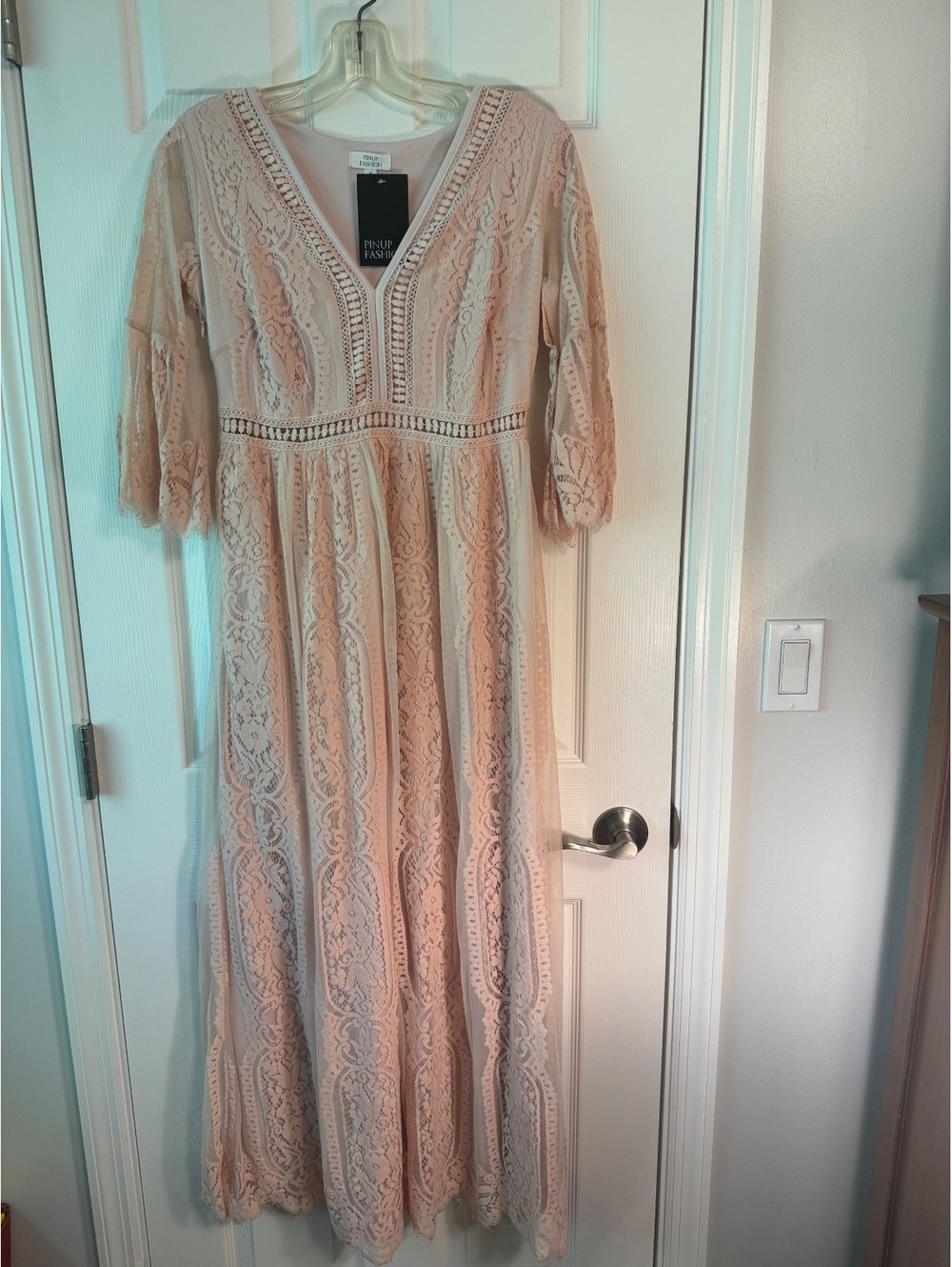 Pinup Fashion Women's Lace Maxi Dress with 3/4 Sleeves Size S